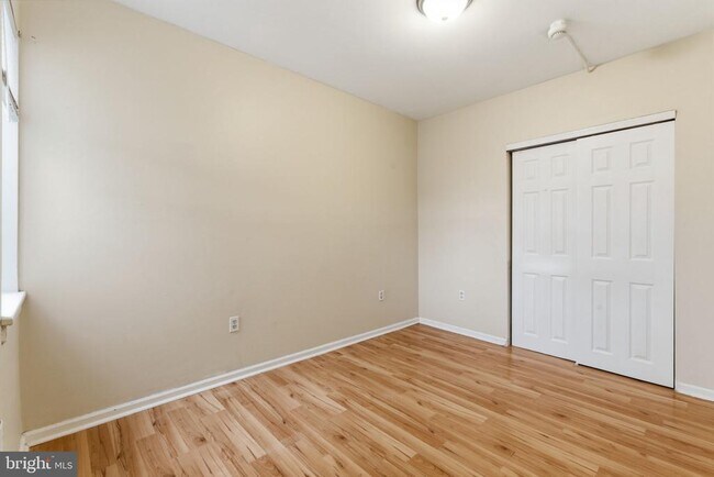 Building Photo - 1817 N Gratz St
