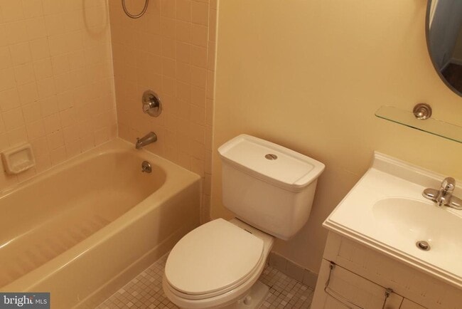 Building Photo - 5091 Beech Ct