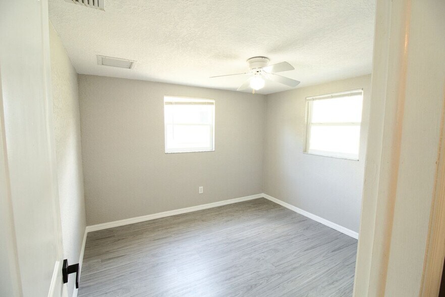 Building Photo - 4632 Salvia St