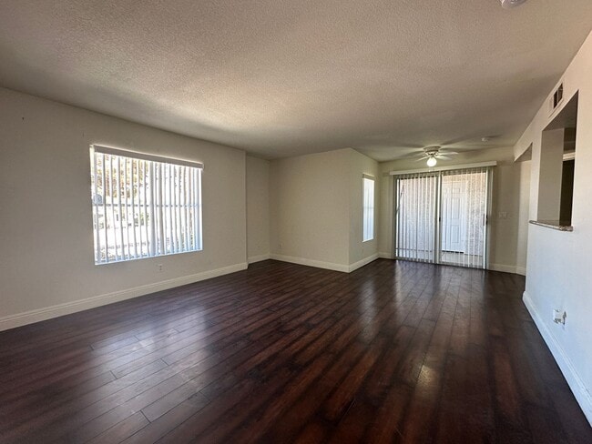 Building Photo - 1st Floor Condo! for rent in Las Vegas Nevada.