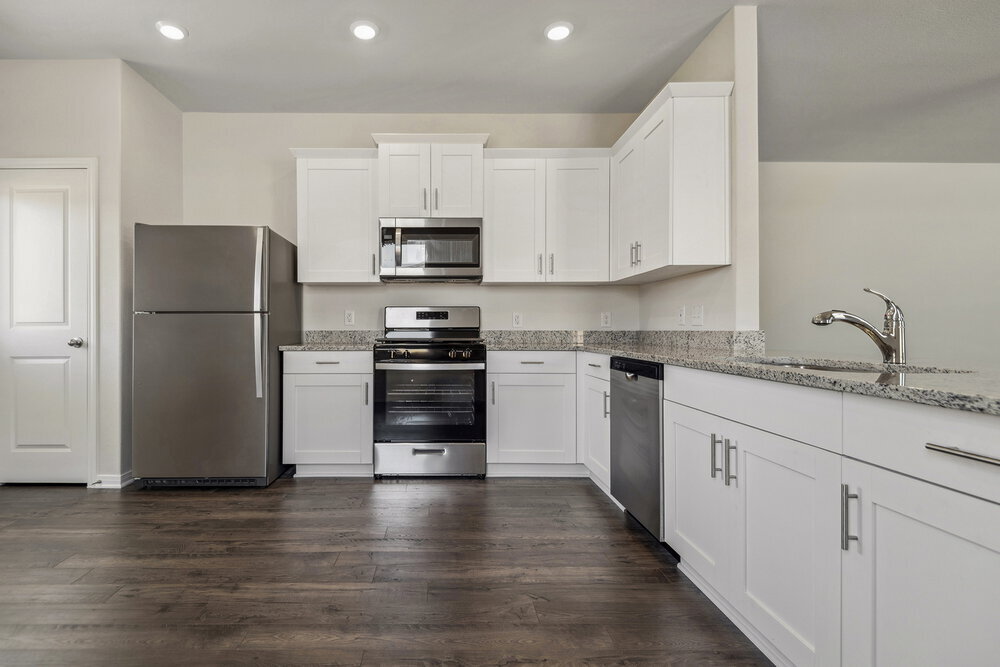 Building Photo - 15642 Plum Brk Dr