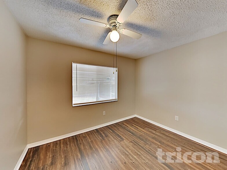 Building Photo - 4406 Tina Ln