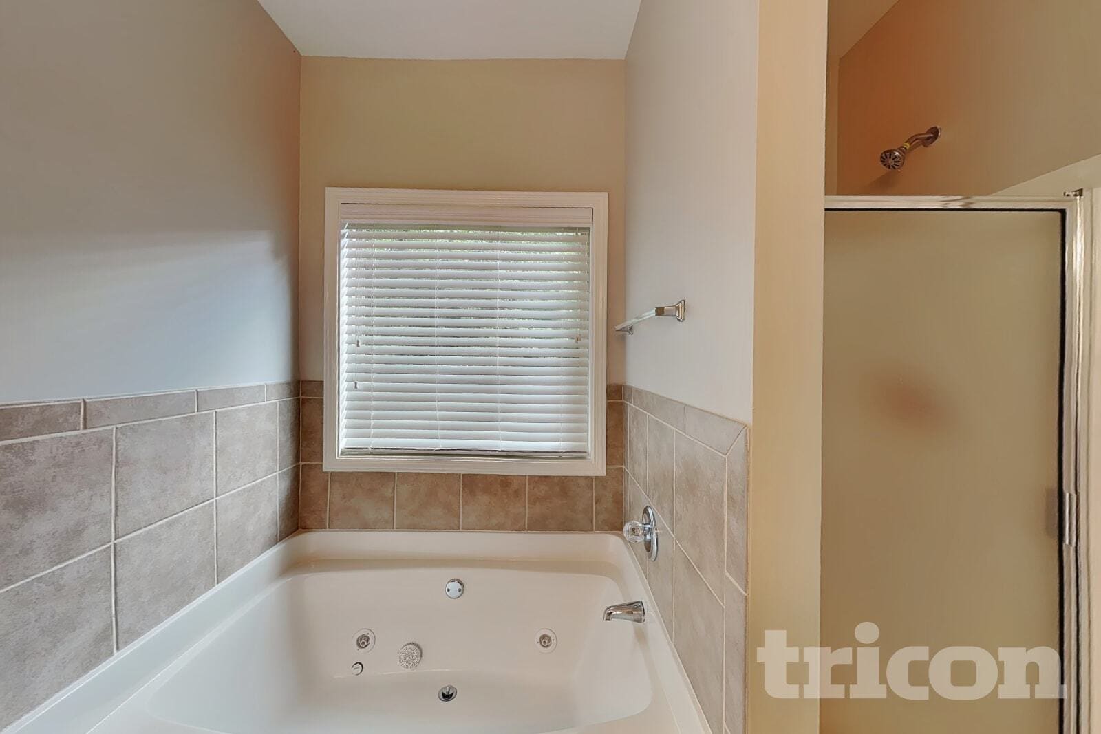 Building Photo - 1571 English Manor Cir