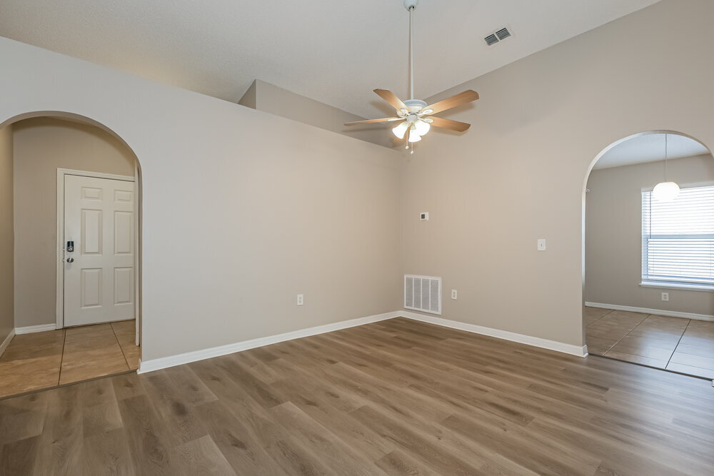 Building Photo - 6216 Gondola Dr