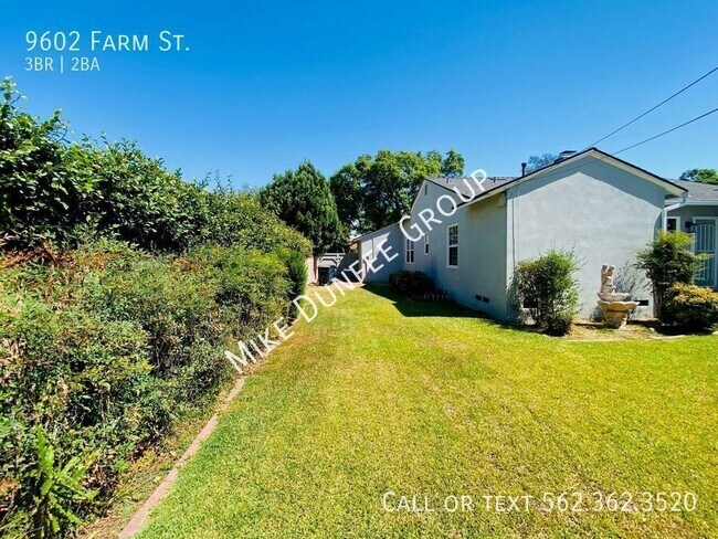 Building Photo - 9602 Farm St