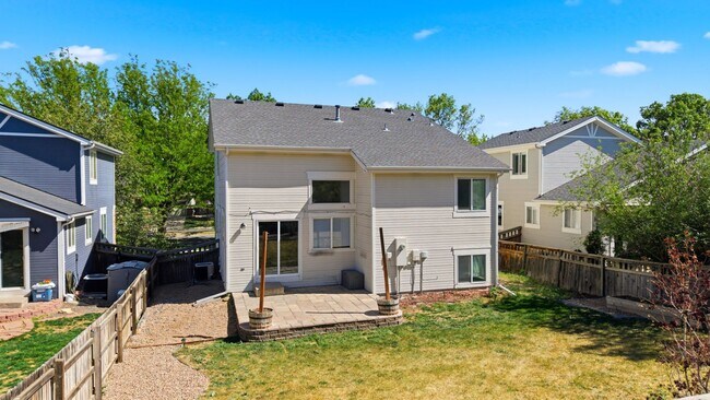 Building Photo - 3-bed + office, 2-bath home, minutes to Denver and close to outdoor recreation areas