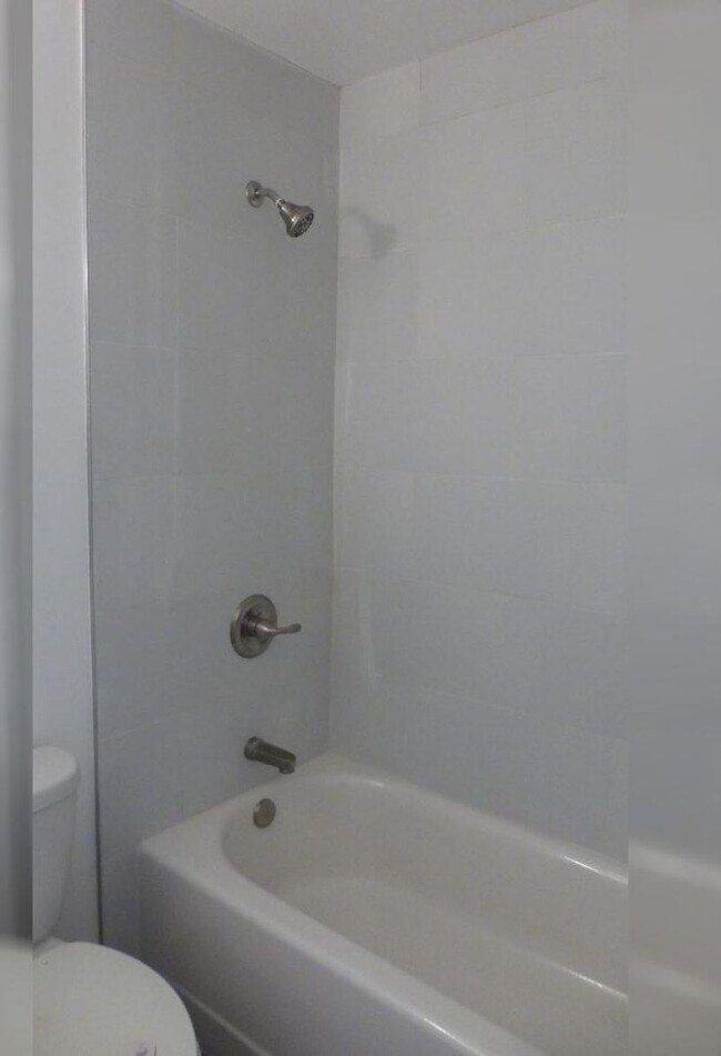 Building Photo - Mountainview Terrace – 2 Bed / 1 Bath / 1 Parking in Kaneohe