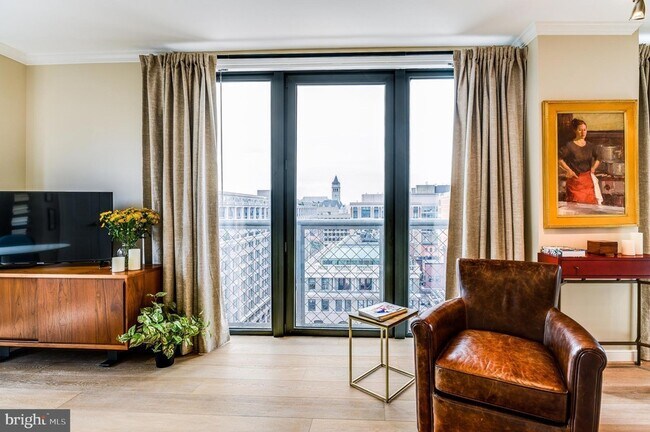 Building Photo - 631 D St NW