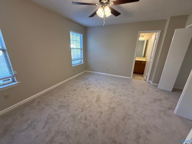 Building Photo - 109 Highwood Ct