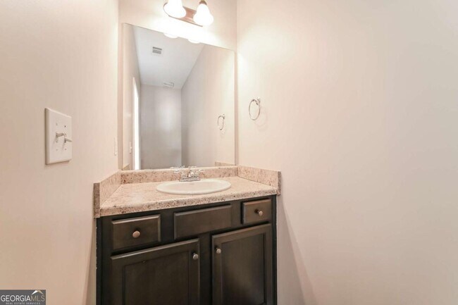 Building Photo - 2194 Bridgewater Pass