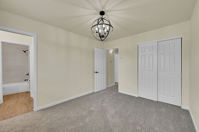 Building Photo - Northeast Colorado Springs House in Sierra...