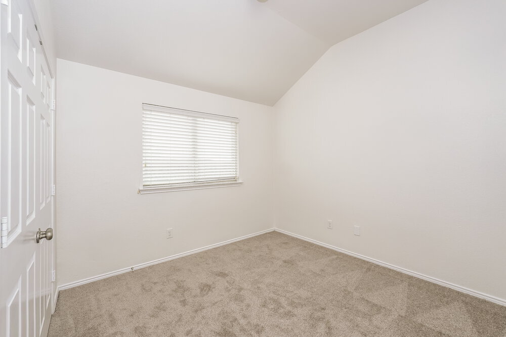 Building Photo - 16301 Severn Ln