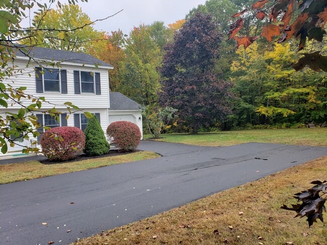 Building Photo - 8 Everett Ct