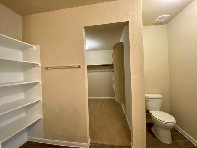 Building Photo - 3012 Tilmon Ln.