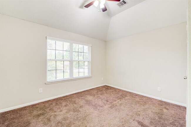 Building Photo - 22530 Cutter Mill Dr