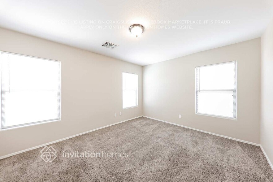 Building Photo - 6412 W Fawn Dr