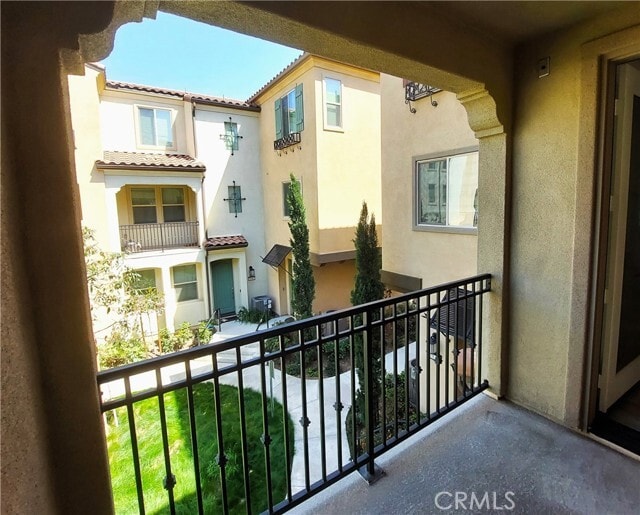 Building Photo - 18289 Iris Ln