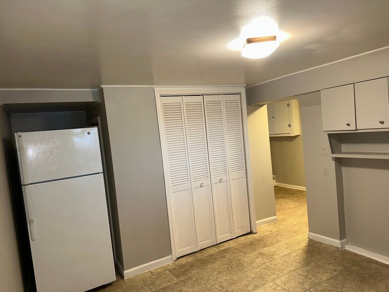 Building Photo - 604 Quail St