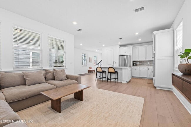 Building Photo - 254 Plum Orch Ln
