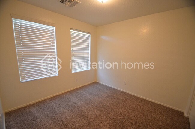 Building Photo - 2415 W Apollo Rd
