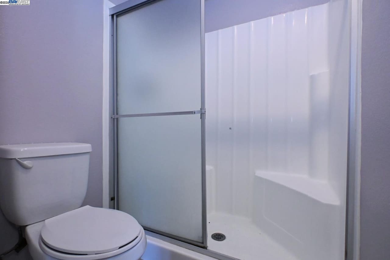 Building Photo - 420 Dempsey Rd