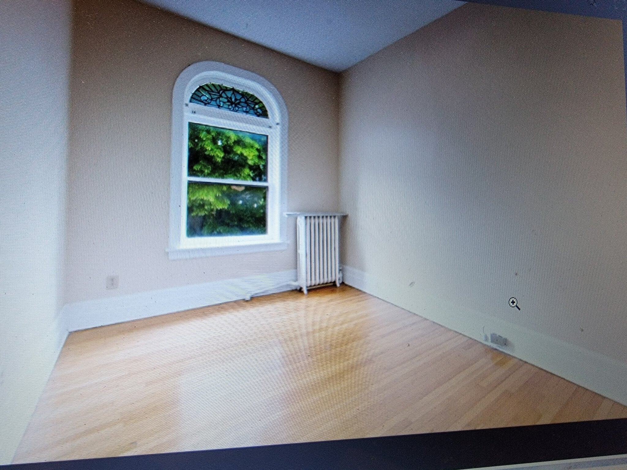 Building Photo - 315 S Maple Ave
