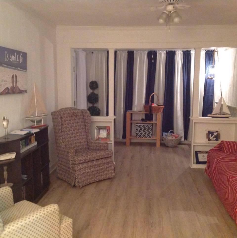 Living Room - 606 Lantana St