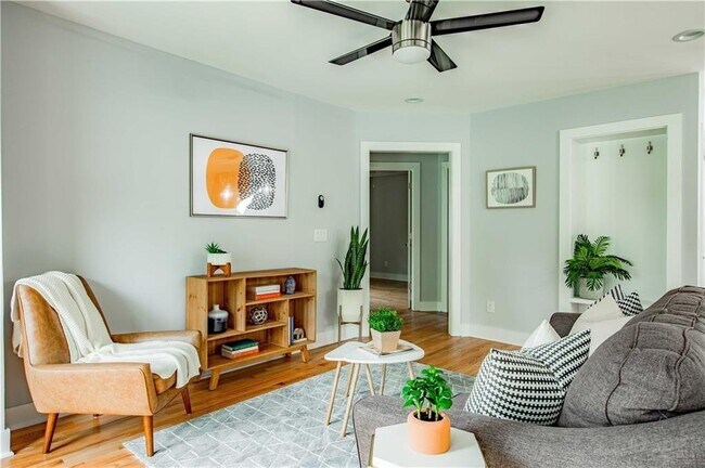 Building Photo - 259 Mellrich Ave NE