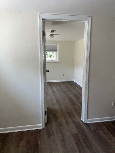Building Photo - 7441 Convair Dr