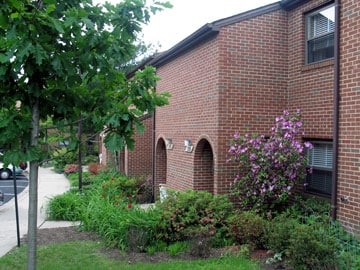 Primary Photo - Parkway Woods