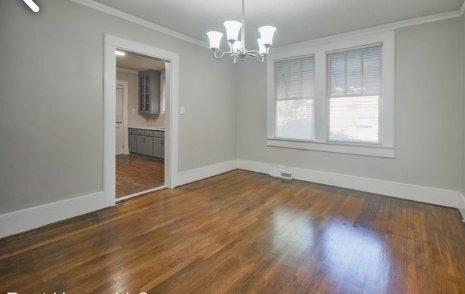 Building Photo - 4213 Ridgewood Ave