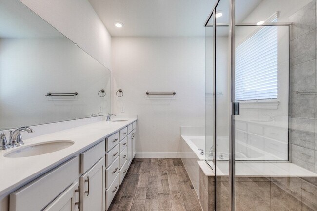 Building Photo - 6224 Cheshire St