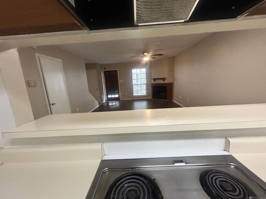 Building Photo - 4448 Stumberg Ln