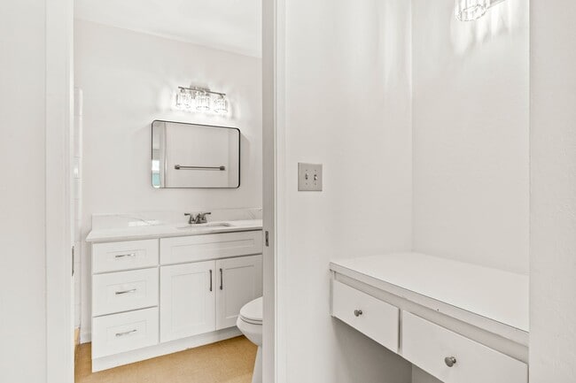 Building Photo - Modern 2-Bedroom Condo with Pool and Koi Pond Views