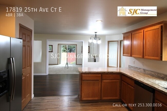 Building Photo - 17819 25th Ave Ct E