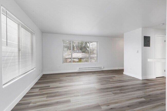 Building Photo - Hallmark Apartments