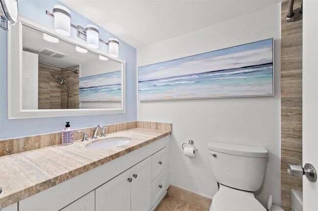 Building Photo - 209 N Fort Lauderdale Beach Blvd