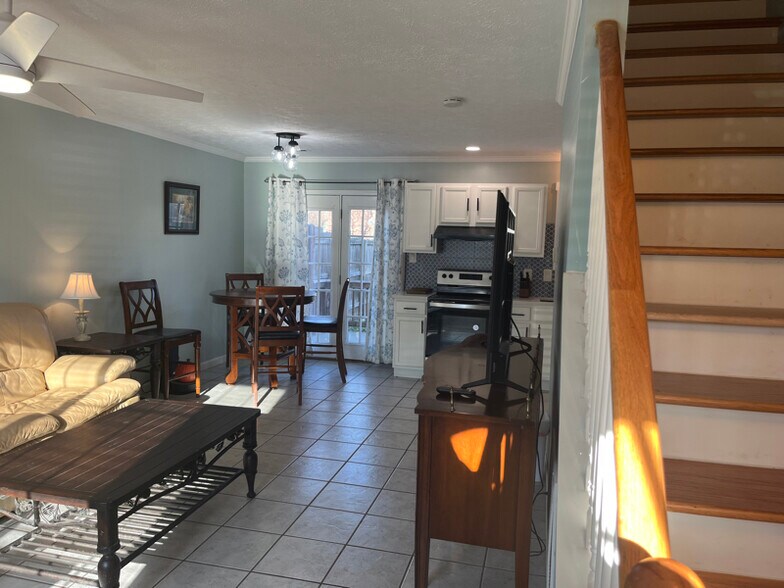 Building Photo - 1230 Ferd Hickey Rd NW