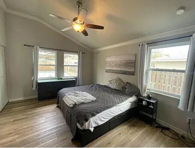 Building Photo - Spacious 3 Bed, 2 Bath Home with Workshop ...