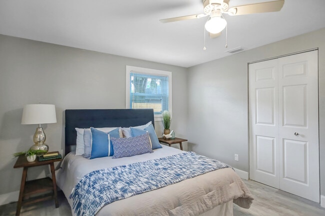 Building Photo - 237 N Bowlan St