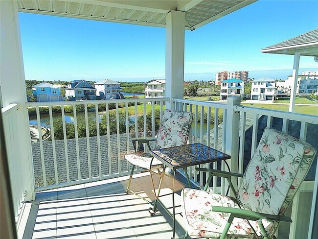 Building Photo - 5727 Biscayne Ct