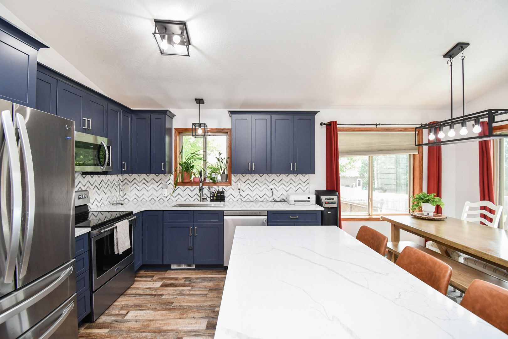 Building Photo - 5704 S San Diego Ave