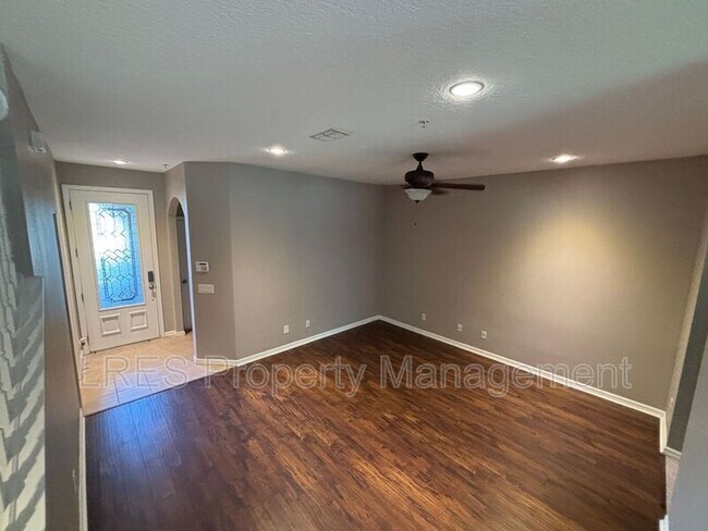 Building Photo - 55 Canterbury Bell Dr