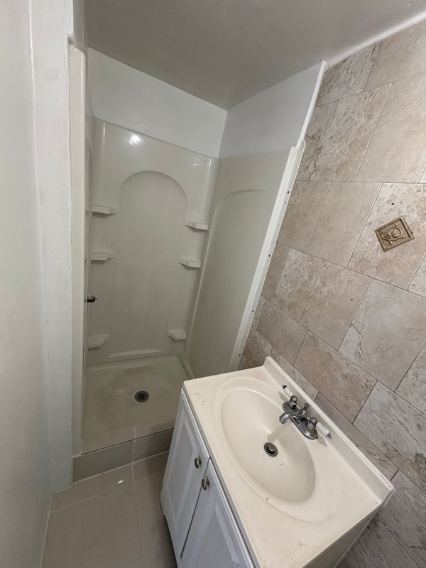 Building Photo - 1331 SW 129th Ave