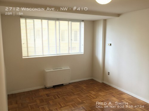 Building Photo - 2712 Wisconsin Ave NW