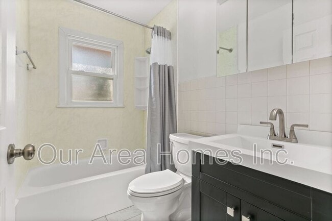 Building Photo - 14169 68th Pl N