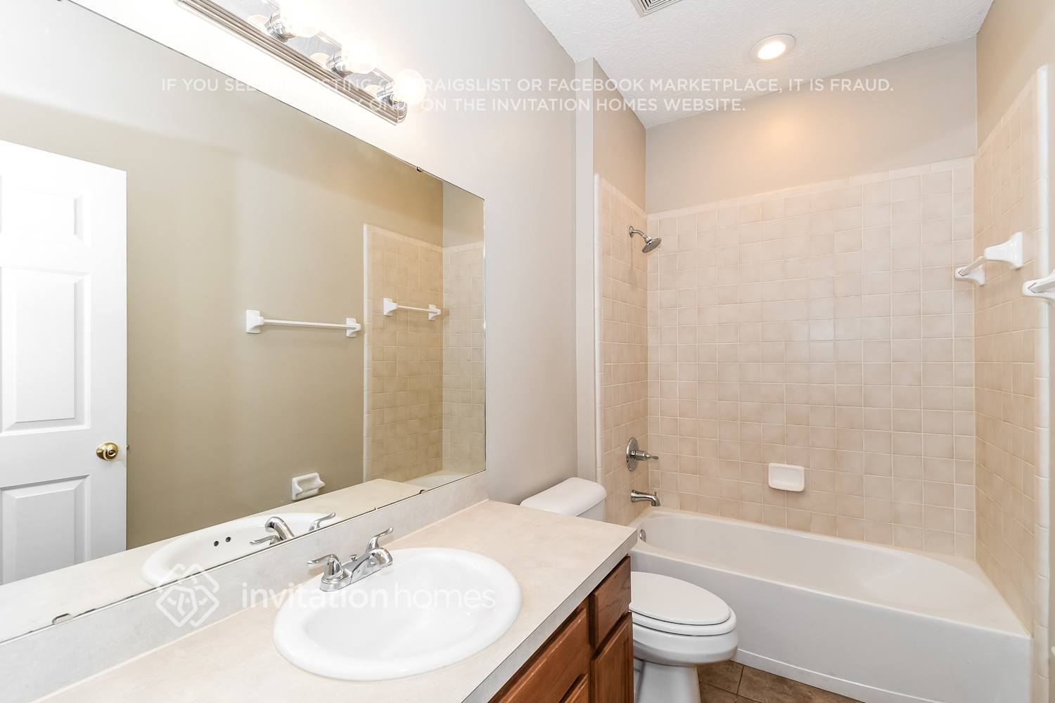 Building Photo - 1068 Moosehead Dr