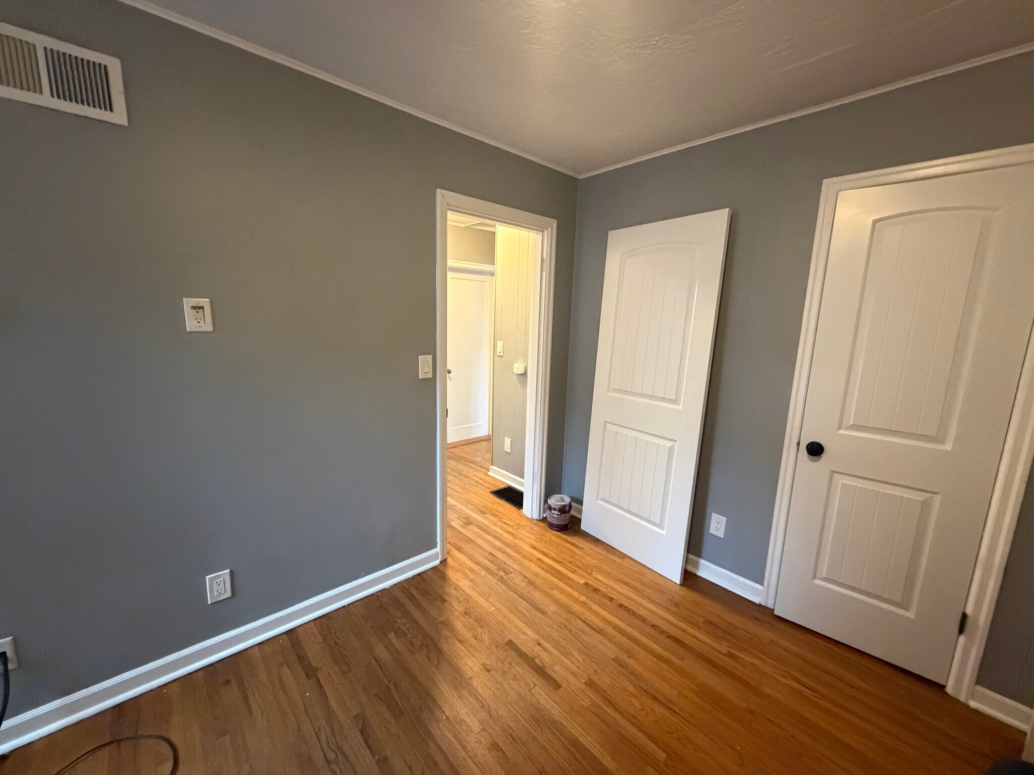 Building Photo - 4838 Summit St