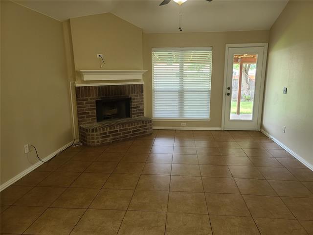 Building Photo - 305 Lake Wichita Dr