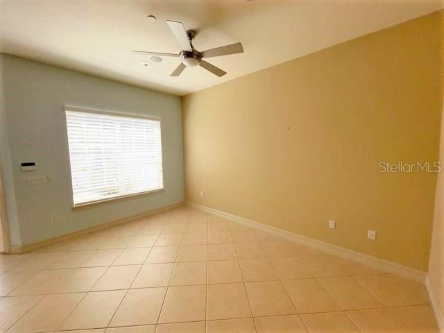 Building Photo - 930 Greenlawn St